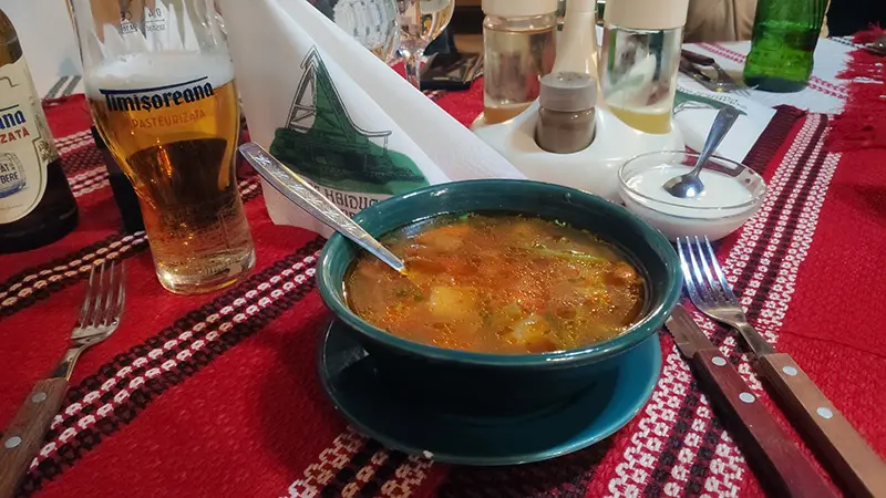 מסעדת ציידים בפויאנה בראשוב