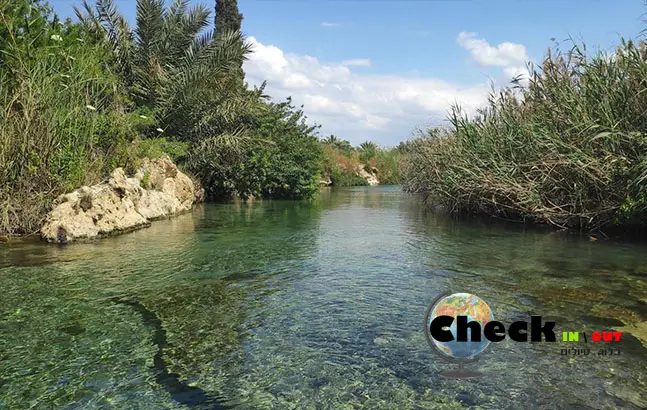 עמק המעיינות מסלול הליכה בנחל הקיבוצים