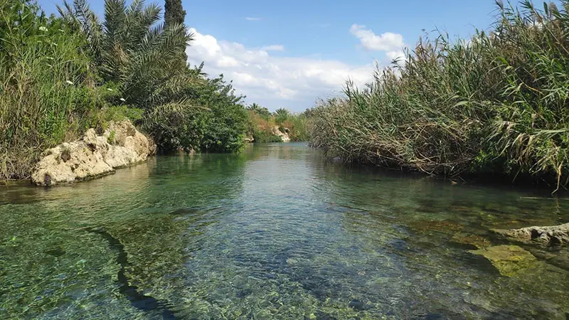 כניסה למסלול נחל הקיבוצים - מסלול רטוב