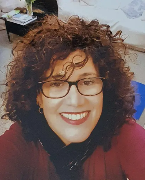 רינתי מדריכת טיולים במילאנו