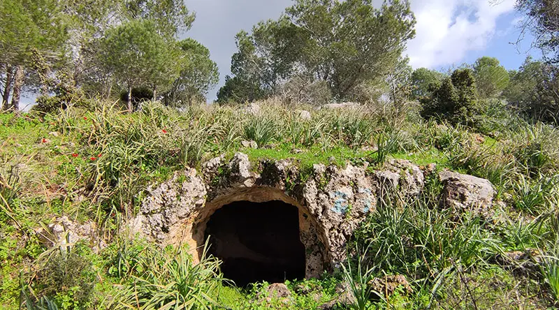 מערה נוספת בחרבת חרמש