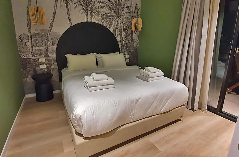 מיטה במלון דירות באילת