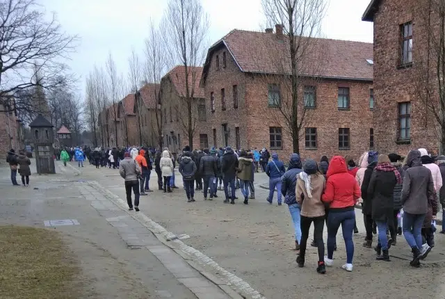 כניסה למוזיאון אושוויץ 1