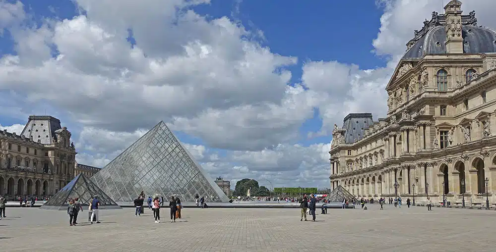 לובר פריז