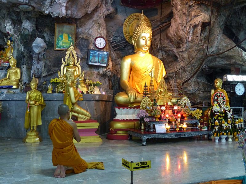 מקדש מערת הנמר, קראבי, תאילנד