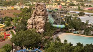 מלון הולידיי אין הואה אין פארק מים