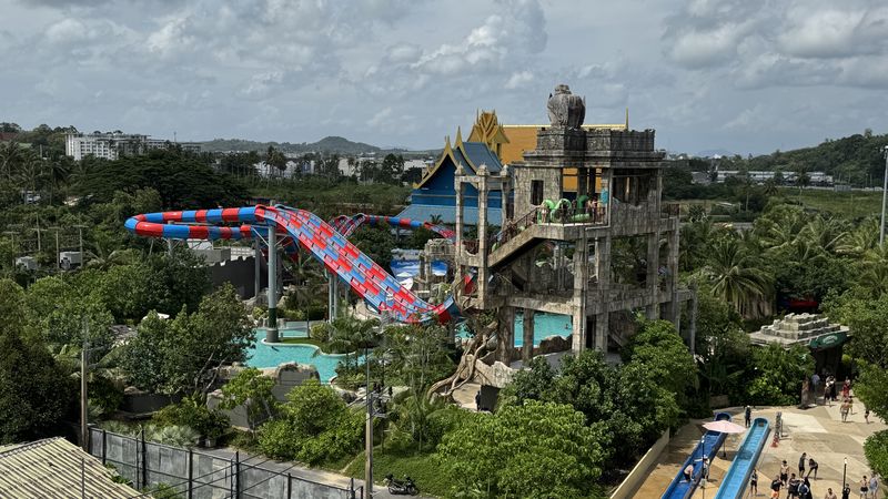 פארק מים בפוקט